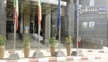 تعرف على حكاية فندق الأشباح الذى سكنته بعثة المصري في مالي..أصوات وخيالات وجرائم قتل | المصري اليوم