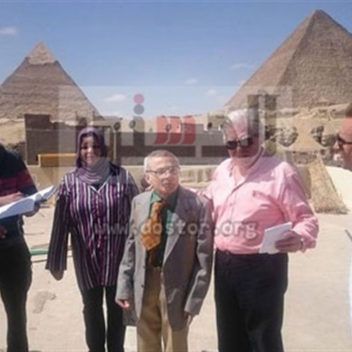 حسين فهمى يفشى 'السر' فى نزلة السمان