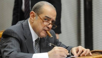 فريد الديب يوضح حقيقة امتلاك مبارك أموال وأصول خارج مصر