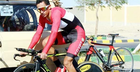 منح أسرة لاعب "الدراجات" المتوفى 150 ألف جنيه