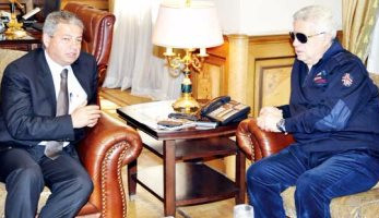 مرتضى منصور يواجه الوزير وأبو ريدة بتقرير المراقب فى أزمة "الانسحاب" - اليوم السابع