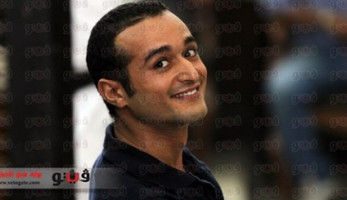 الإخوان يهاجمون السيسي بأحمد دومة وآية حجازي في واشنطن