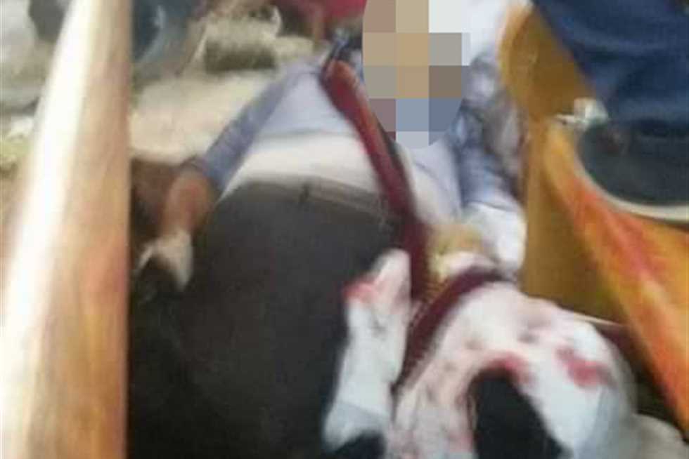 "أشلاء ودماء".. اللقطات الأولي داخل كنيسة مارجرجس بطنطا بعد التفجير | المصري اليوم