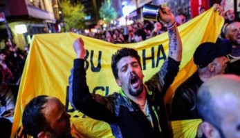 المعارضة والغرب يصرخون في وجه تزوير أصوات الاستفتاء بتركيا