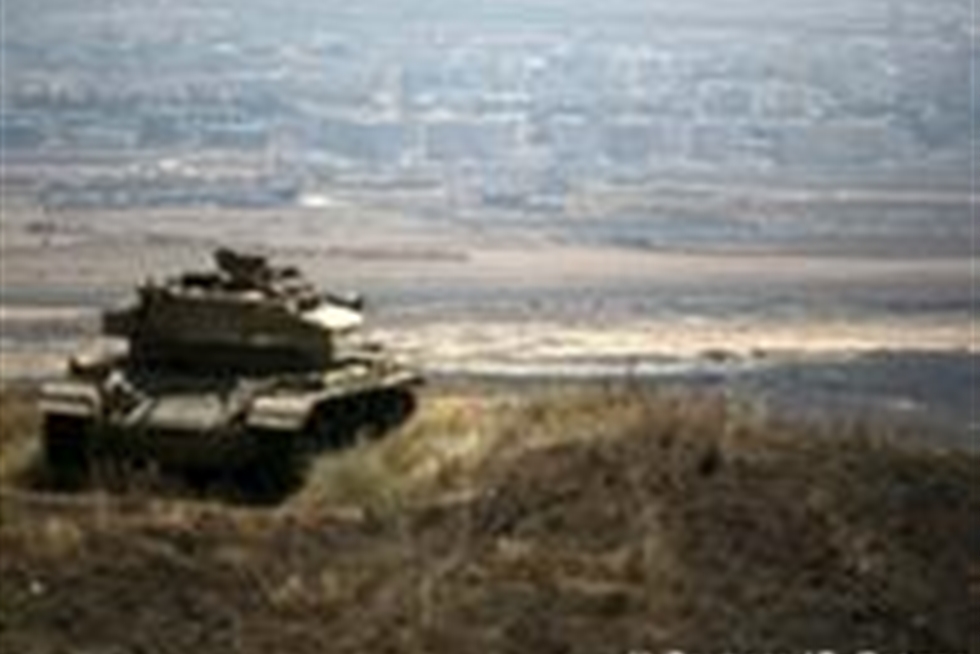 "الاحتلال الإسرائيلي" يقصف سوريا.. وسقوط 3 مقاتلين من "الدفاع الوطني" | المصري اليوم