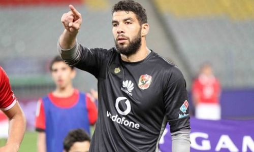 7 مباريات تفصل "إكرامي" عن دخول التاريخ