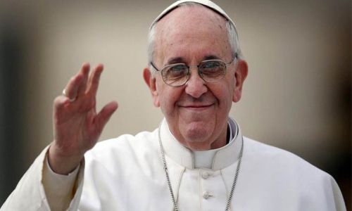 شاهد.. بابا الفاتيكان يلقي "تحية الإسلام" في المؤتمر العالمي للسلام
