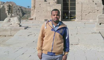 إصابة مفتش آثار النوبة بطعنات فى الجسد لدفاعه عن فتاة