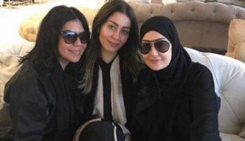 4 أخطاء لغادة عبدالرازق أغضبت جمهورها خلال رحلة العمرة