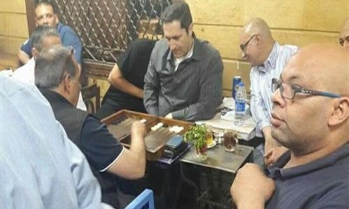 ناصر البرنس عن زيارة "علاء مبارك": "أكل كبدة ومخاصي"