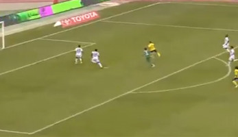 خطأ من الحضري فى هدف النصر السعودي - يالاكورة