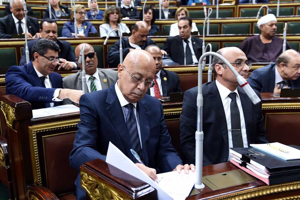 انقسام في «صحة النواب» حول إلغاء تكليف الصيادلة.. والوزارة ترد | المصري اليوم