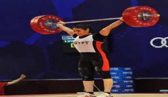 بعد 5 أعوام من المعاناة.. ميدالية الرباعة الأولمبية عبير عبد الرحمن تصل القاهرة  (خبر)