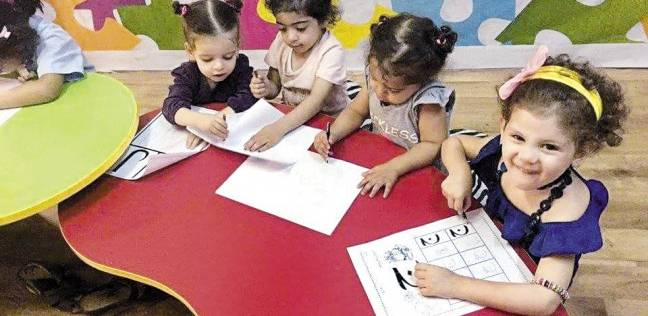 «حط فى بطنك بطيخة صيفى».. الحضانة مراقبة بالكاميرات  (فيتشر)