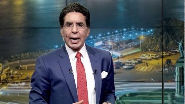 إخواني ينهال بالسباب على محمد ناصر ويسأله عن مصادر التمويل.. فيديو (خبر)