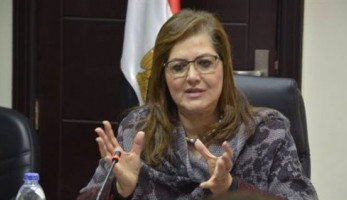وزير التخطيط عن ارتفاع سعر الدولار: مسألة عرض وطلب (خبر)