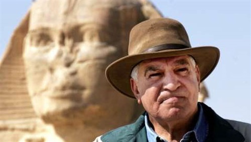 زاهي حواس: تهريب ثلث آثار مصر خلال ثورة 25 يناير (خبر)