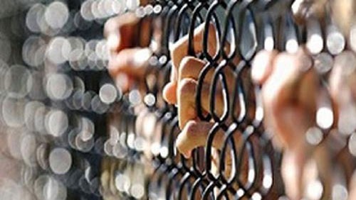 تعديلات قانونية جديدة لمنع زيارة الإرهابيين فى السجون لمدة عامين (خبر)