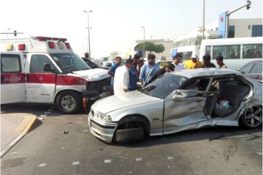 إصابة 18 طالبا من ذوى الاحتياجات بحادث انقلاب أتوبيس بكوبرى رشيد بكفر الشيخ (خبر)