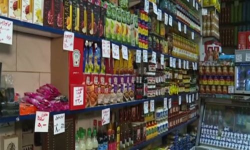 بالفيديو.. "الغرف التجارية": تدوين الأسعار على السلع سيخفض سعرها (خبر)