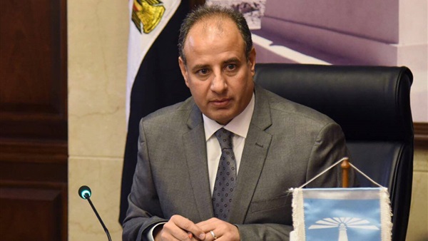 محافظ الإسكندرية يطلق مبادرة 'أسبوع الإنارة' على مستوى الأحياء (خبر)