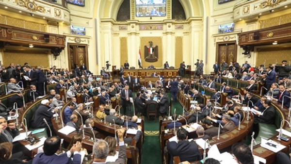 انتقاد 'عبد العال' لالتفاف النواب حول الوزراء.. ننشر تفاصيل الجلسة العامة للبرلمان (ريبورتاج)