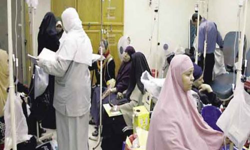 صور.. مستشفيات حكومية تغلق أبوابها أمام المرضى رافعة شعار "العلاج رفاهية" (ريبورتاج)