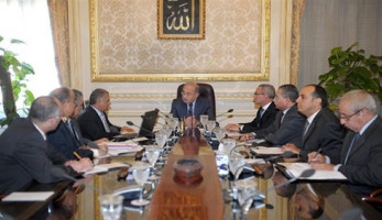 أين يقضى الوزراء أول أيام العام الجديد؟ (فيتشر)