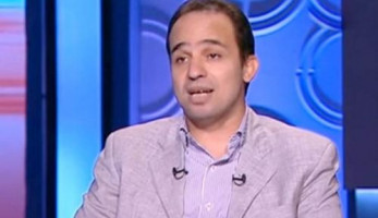بالفيديو.. برلماني: بنطبلك ياريس عشان بنحبك (خبر)