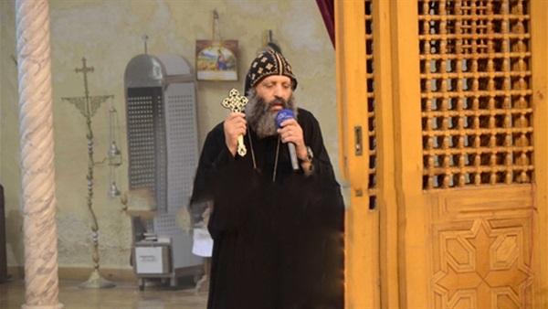 بالفيديو.. الأنبا أبانوب: الله اختار السيسي ليقود مصر إلى الطريق الصحيح (خبر)