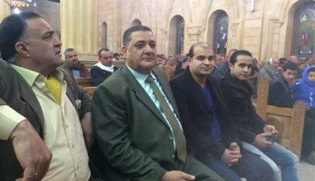 عجينة يثير غضب شباب أقباط بالدقهلية.. والنائب: «ماكنتش أقصد.. قعدت براحتي» (خبر)