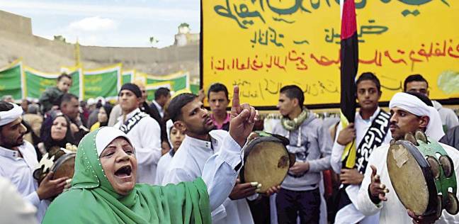 مواكب الصوفية تخيم فى «الحسين».. والسلفيون غاضبون (ريبورتاج)