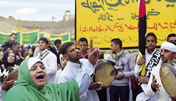 مواكب الصوفية تخيم فى «الحسين».. والسلفيون غاضبون (ريبورتاج)