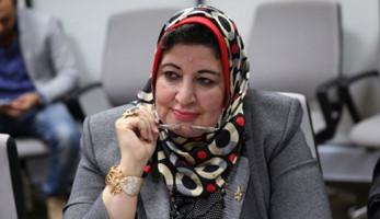 برلمانية تطالب بتدريب عناصر نسائية والدفع بها للمشاركة السياسية (خبر)
