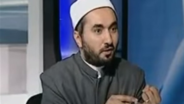 'أزهري': مسابقات ملكات الجمال خروج عن حياء المرأة وإطار الصواب (فيديو) (خبر)