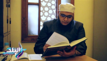 مأذون شرعي يروي أغرب موقف حدث له في طلاق زوجين .. فيديو (خبر)