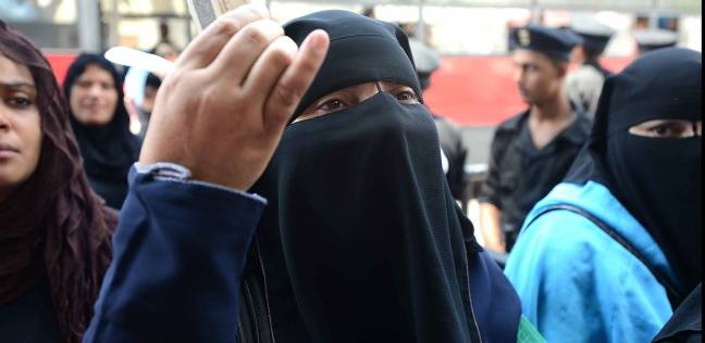 معلومات بطاقة «تحقيق الشخصية» الاسم والصورة «تمام» والباقى «فشنك» (تحقيق)