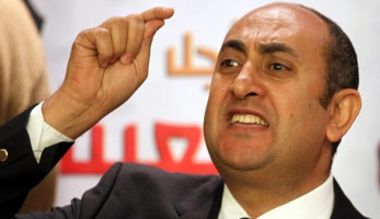حملة «خالد علي» تعلق على ترشح الفريق سامي عنان للرئاسة.. فيديو (خبر)