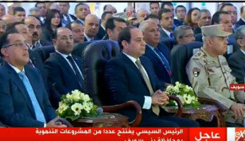 بالفيديو| السيسي لـ"نائب رئيس مجموعة العربي": سلملي على الحاج محمود (خبر- فيتشر)