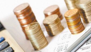 لو بتفكر تأمّن على حياتك.. 7 معلومات لازم تعرفها عن "وسطاء التأمين" (فيتشر)