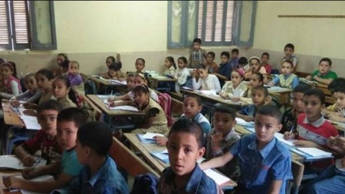 حرمان 9 ملايين طالب من التغذية المدرسية في «الترم الثاني».. 18 محافظة خارج حسابات «التعليم».. ولجان الفحص تكشف مهازل في «المخازن».. و«التضامن» ترفض مقترح الاستعانة بـ«أولياء الأمور» لتقديم الوجبات (ريبورتاج)