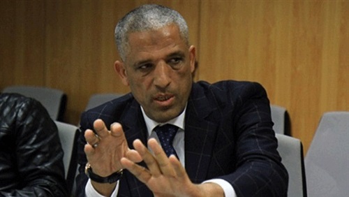 برلمانى يهاجم الحكومة: «لا تستمع لأحد» (خبر)