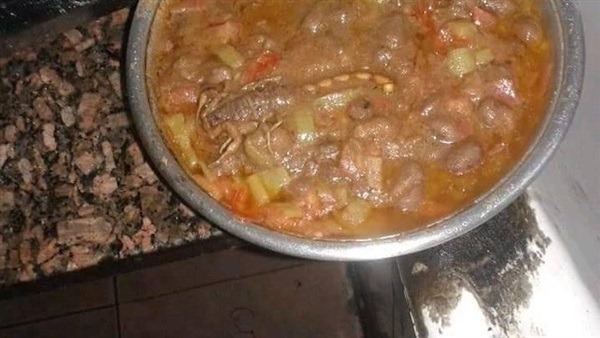مدير المدن الجامعية بأسيوط يكشف آخر التطورات في واقعة «عقرب طبق الفول».. فيديو (خبر)