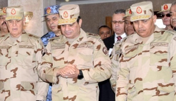 4 مناسبات ارتدى فيها الرئيس السيسي الزي العسكري (فيتشر)