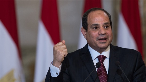 السيسي: «محدش يسيء للجيش والشرطة في وجودي.. دي خيانة عظمى» (خبر)