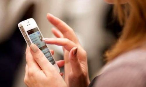 زوج لمحكمة الأسرة: "مراتى" تتجسس على مكالماتي ببرامج فك الشفرات