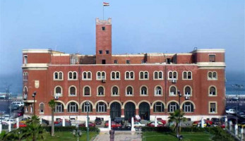 غضب بين طلاب «صيدلة الإسكندرية» بسبب كاميرات مراقبة داخل الحمامات (خبر)
