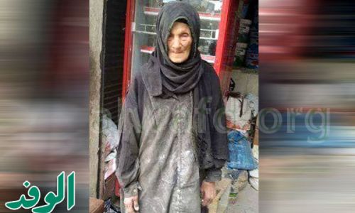 شاهد| الحاجة سعاد.. ثمانينية تحمل شكائر الأسمنت ونموذج للأم المثالية