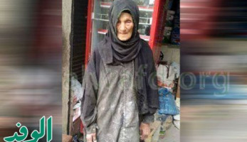 شاهد| الحاجة سعاد.. ثمانينية تحمل شكائر الأسمنت ونموذج للأم المثالية