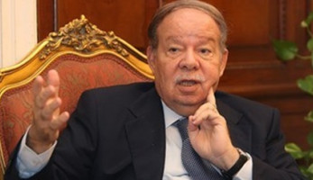 فتحي سرور يدافع عن صفوت الشريف في «الكسب غير المشروع»